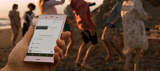 Controlați petrecerea cu aplicația Sony | Music Center Controlați petrecerea cu aplicația Sony | Music Center